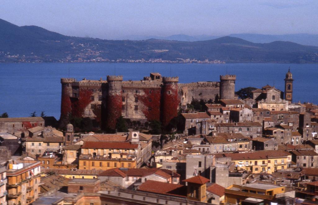 Apartment Il Convento Bracciano  Eksteriør billede